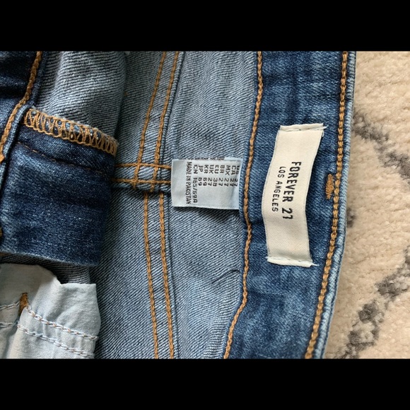FOREVER 21 Shorts - Picture 4 of 6